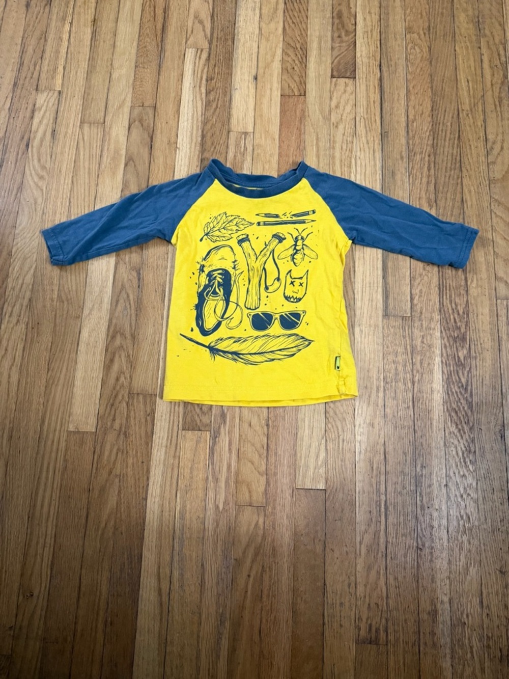 Mini Munster 12/18 graphic raglan top